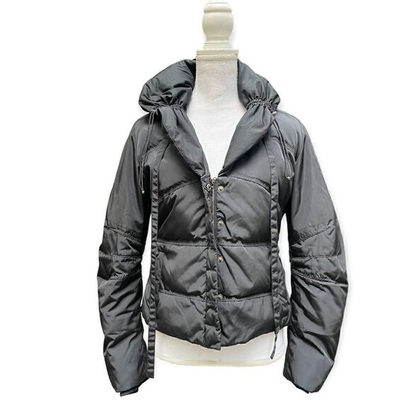 TAHARI SHORT PUFFER JACKET WARM DOWN FILLING HIDDEN HOOD BLACK SMALL - Picture 1 of 16